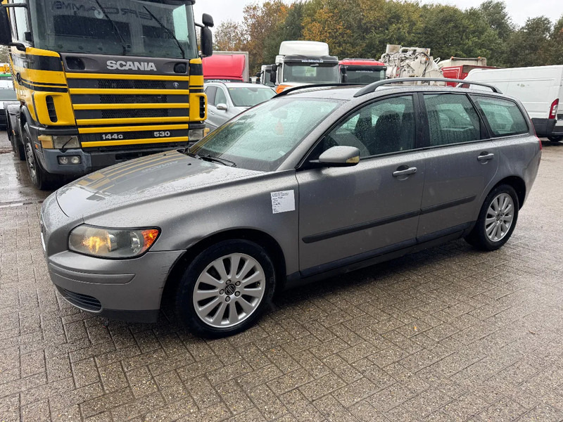 Volvo V50 **AIRCO-BELGIAN CAR** - Auto: pilt 3 Volvo V50 **AIRCO-BELGIAN CAR** - Auto: pilt 3