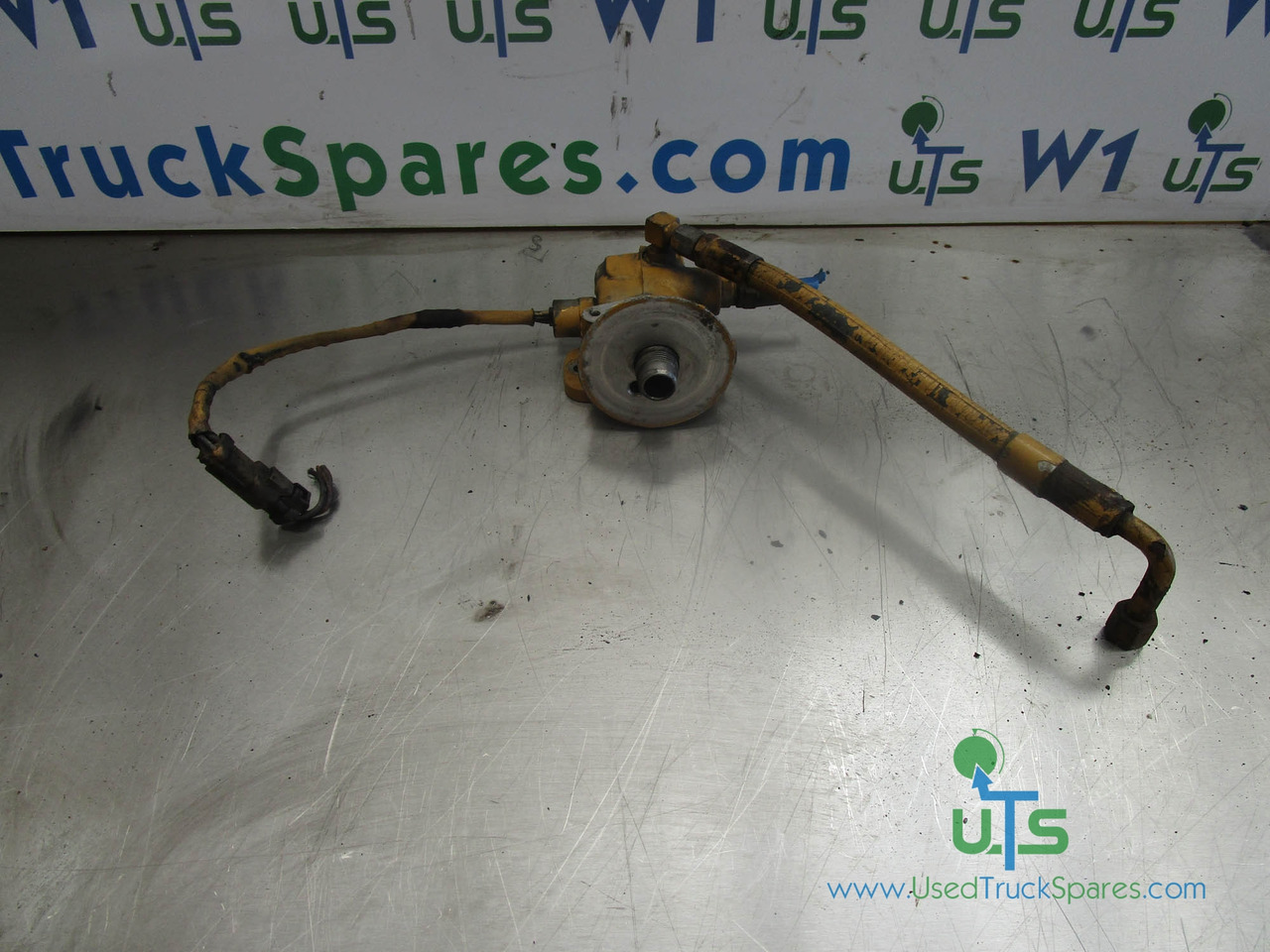 CAT C10/C12 FUEL FILTER HOUSING - Mootor ja varuosad - Veoauto: pilt 1 CAT C10/C12 FUEL FILTER HOUSING - Mootor ja varuosad - Veoauto: pilt 1