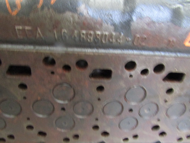 DAF LF 55 220/250 CYLINDER HEAD P/NO 4893044 / 140993 - Mootor ja varuosad - Veoauto: pilt 3 DAF LF 55 220/250 CYLINDER HEAD P/NO 4893044 / 140993 - Mootor ja varuosad - Veoauto: pilt 3