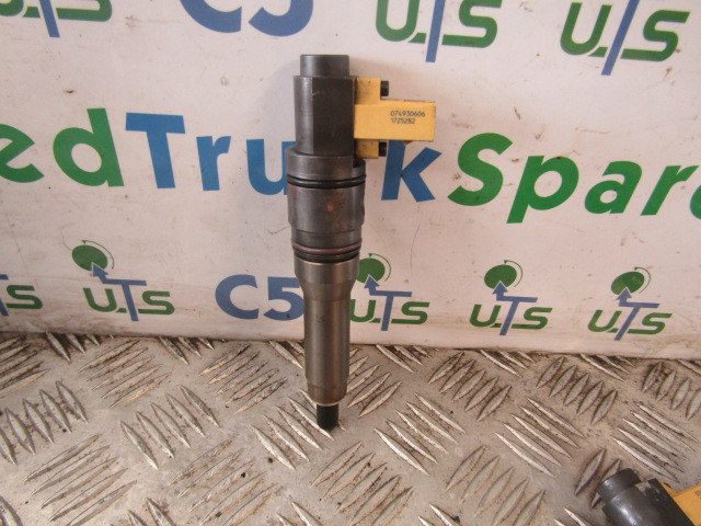 DAF XF EURO 5 MX13 INJECTORS P/NO 1725282 - Kütusesüsteem - Veoauto: pilt 3 DAF XF EURO 5 MX13 INJECTORS P/NO 1725282 - Kütusesüsteem - Veoauto: pilt 3