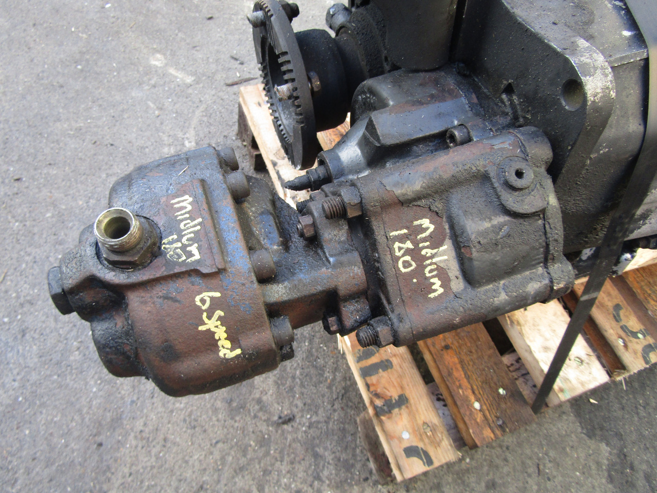 EATON 6 SPEED PTO (5206B GEARBOX) - Hüdraulika - Veoauto: pilt 1 EATON 6 SPEED PTO (5206B GEARBOX) - Hüdraulika - Veoauto: pilt 1