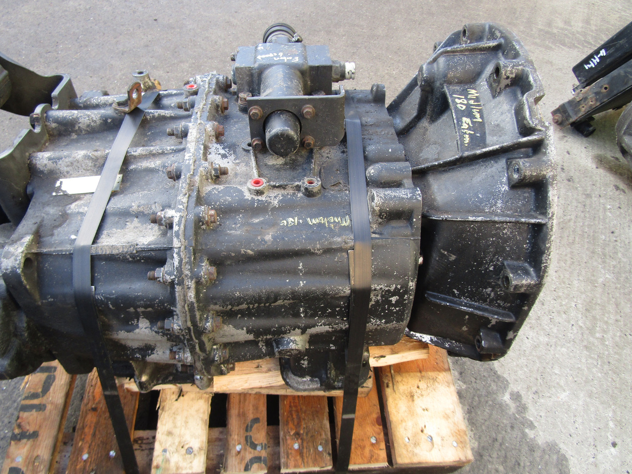 EATON 6 SPEED RENAULT MIDLUM GEARBOX TYPE FSO/5206B - Käigukast - Veoauto: pilt 3 EATON 6 SPEED RENAULT MIDLUM GEARBOX TYPE FSO/5206B - Käigukast - Veoauto: pilt 3