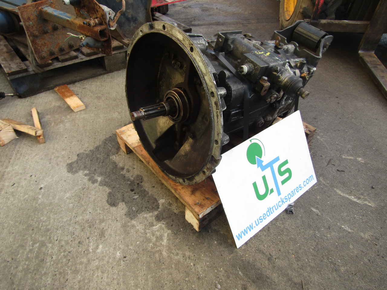 EATON 6 SPEED RENAULT MIDLUM GEARBOX TYPE FSO/5206B - Käigukast - Veoauto: pilt 1 EATON 6 SPEED RENAULT MIDLUM GEARBOX TYPE FSO/5206B - Käigukast - Veoauto: pilt 1