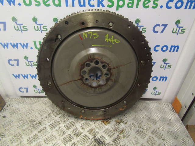 ISUZU N75 4HK1 EURO 5 FLYWHEEL AUTO GEARBOX - Pöördratas - Veoauto: pilt 2 ISUZU N75 4HK1 EURO 5 FLYWHEEL AUTO GEARBOX - Pöördratas - Veoauto: pilt 2