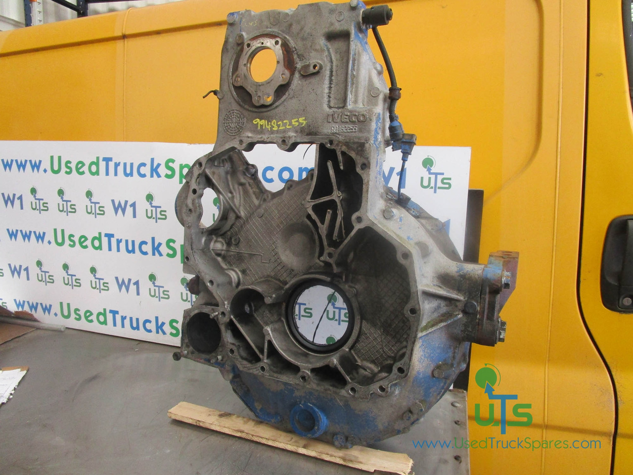 IVECO CURSOR 8 FLYWHEEL BELLHOUSING P/NO 99482255 - Pöördratas - Veoauto: pilt 1 IVECO CURSOR 8 FLYWHEEL BELLHOUSING P/NO 99482255 - Pöördratas - Veoauto: pilt 1