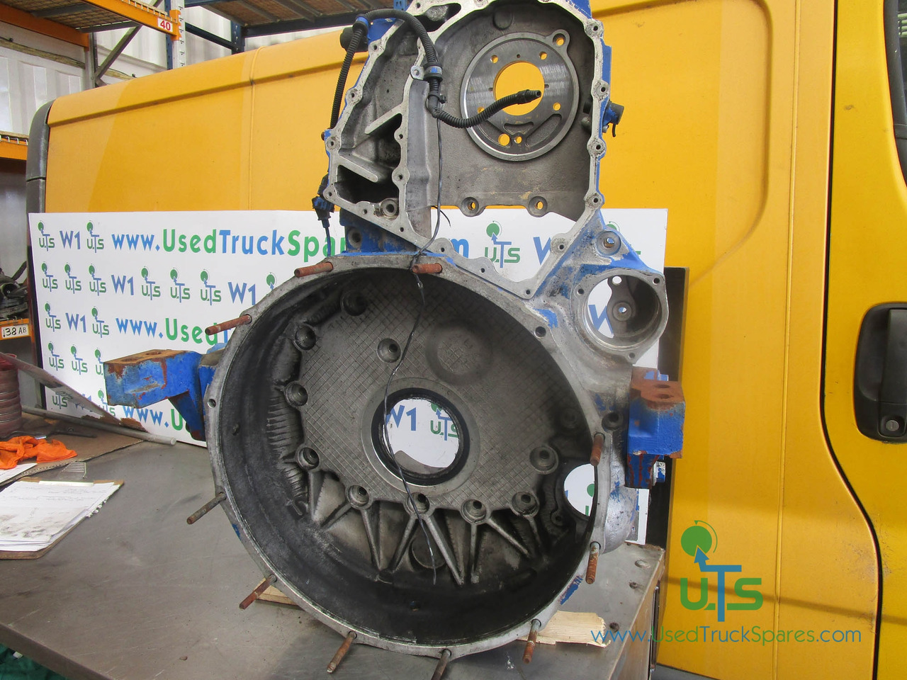 IVECO CURSOR 8 FLYWHEEL BELLHOUSING P/NO 99482255 - Pöördratas - Veoauto: pilt 2 IVECO CURSOR 8 FLYWHEEL BELLHOUSING P/NO 99482255 - Pöördratas - Veoauto: pilt 2