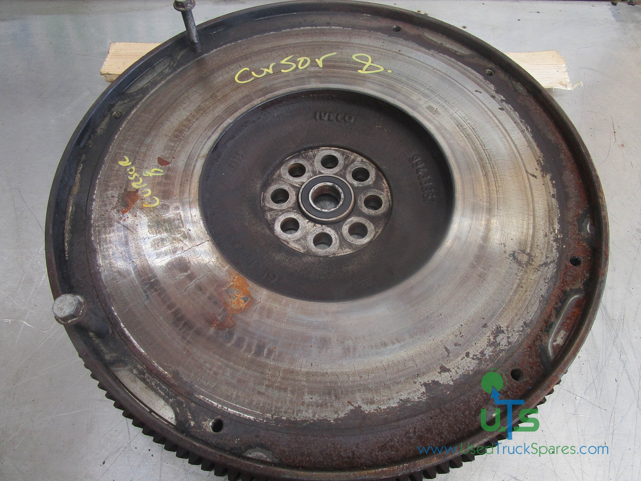 IVECO CURSOR 8 FLYWHEEL P/NO 99633961 - Pöördratas - Veoauto: pilt 2 IVECO CURSOR 8 FLYWHEEL P/NO 99633961 - Pöördratas - Veoauto: pilt 2