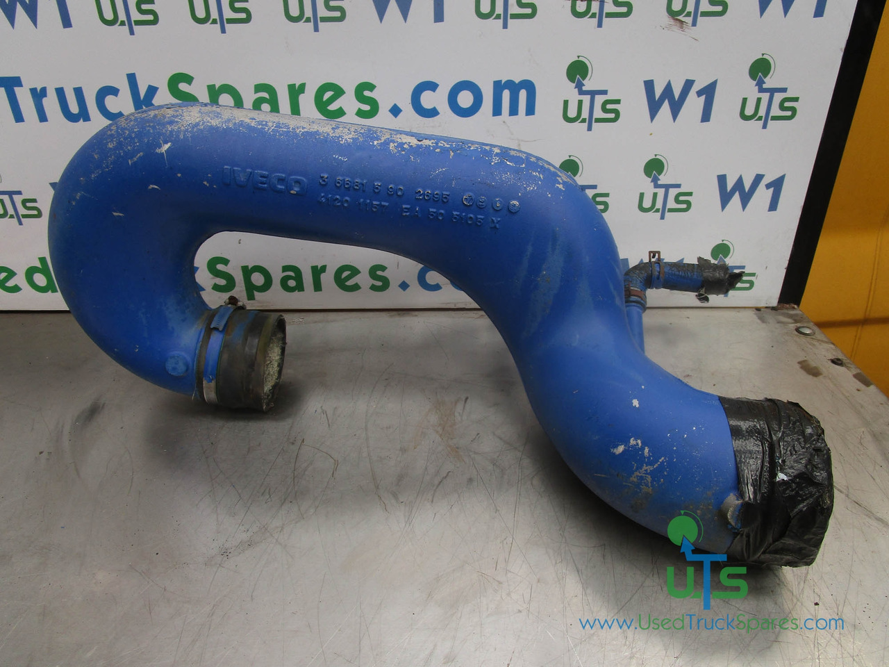 IVECO CURSOR 8 TURBO INTAKE PIPE P/NO 4120115736681 5902695 - Mootor ja varuosad - Veoauto: pilt 1 IVECO CURSOR 8 TURBO INTAKE PIPE P/NO 4120115736681 5902695 - Mootor ja varuosad - Veoauto: pilt 1
