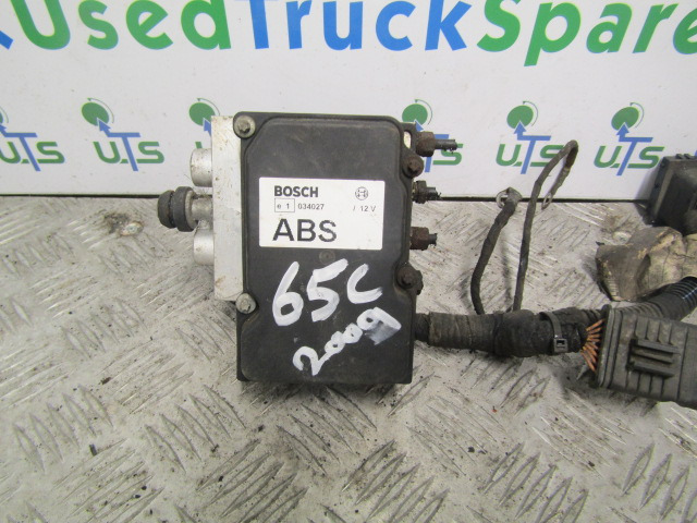 IVECO DAILY 3.0 (FICE 3481C) ABS PUMP/ECU BOSCH P/NO 0265800606 IVECO P/NO 504182322 - Piduriosad - Veoauto: pilt 1 IVECO DAILY 3.0 (FICE 3481C) ABS PUMP/ECU BOSCH P/NO 0265800606 IVECO P/NO 504182322 - Piduriosad - Veoauto: pilt 1