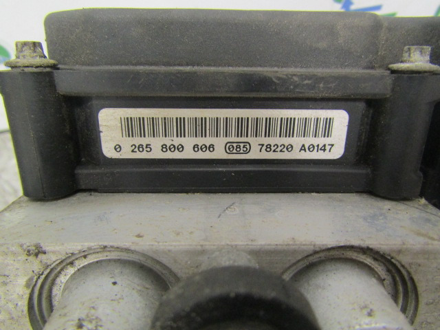 IVECO DAILY 3.0 (FICE 3481C) ABS PUMP/ECU BOSCH P/NO 0265800606 IVECO P/NO 504182322 - Piduriosad - Veoauto: pilt 3 IVECO DAILY 3.0 (FICE 3481C) ABS PUMP/ECU BOSCH P/NO 0265800606 IVECO P/NO 504182322 - Piduriosad - Veoauto: pilt 3