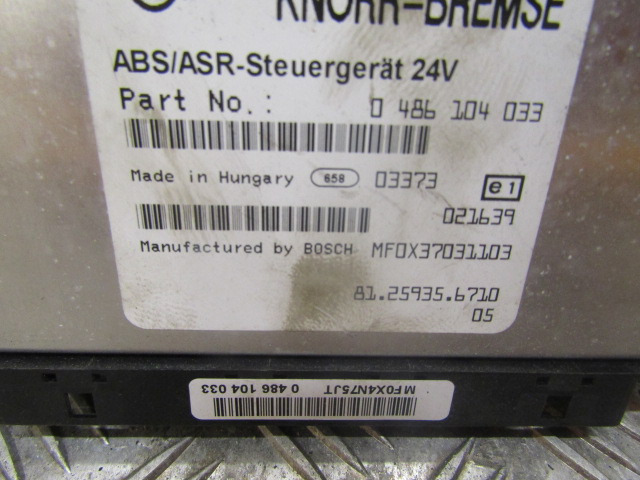 MAN TGA ABS / ASR ECU P/NO 81.25935.6710 - Mootori juhtimisseade - Veoauto: pilt 2 MAN TGA ABS / ASR ECU P/NO 81.25935.6710 - Mootori juhtimisseade - Veoauto: pilt 2