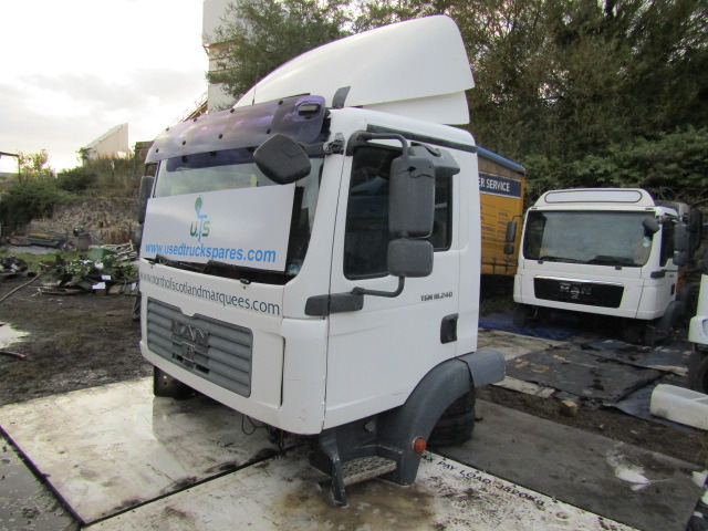 MAN TGM DAY CAB EX 2009 - Kabiin - Veoauto: pilt 3 MAN TGM DAY CAB EX 2009 - Kabiin - Veoauto: pilt 3