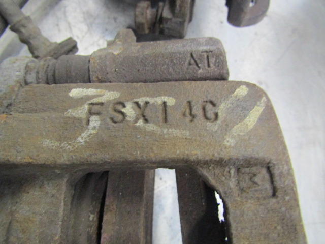 MITSUBISHI FUSO 3C11/3C13 FRONT BRAKE CALIPERS P/NO FSX14C - Piduriosad - Veoauto: pilt 2 MITSUBISHI FUSO 3C11/3C13 FRONT BRAKE CALIPERS P/NO FSX14C - Piduriosad - Veoauto: pilt 2