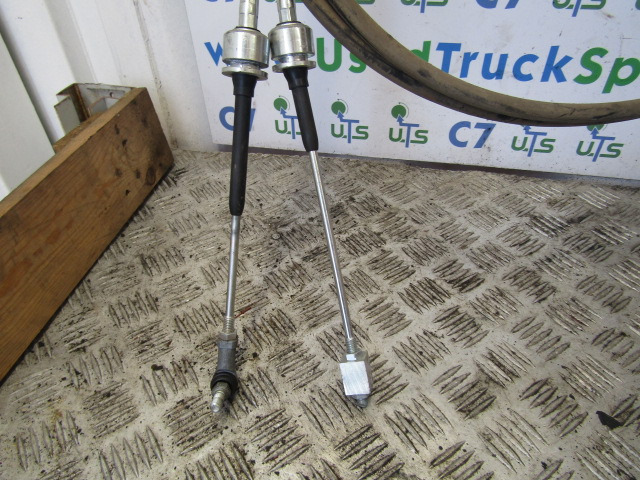 MITSUBISHI FUSO 7.5T (6 SPEED) GEARCHANGE CABLES - Kabiin ja interjöör - Veoauto: pilt 2 MITSUBISHI FUSO 7.5T (6 SPEED) GEARCHANGE CABLES - Kabiin ja interjöör - Veoauto: pilt 2