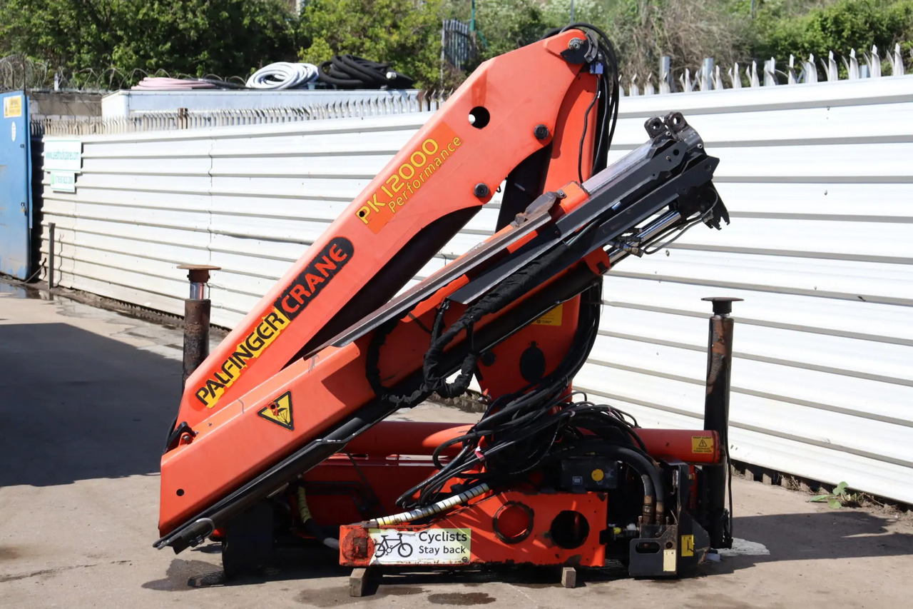 PALFINGER PK12000 KNUCKLEBOOM LOADER CRANE (2009) - Kraana-manipulaator: pilt 1 PALFINGER PK12000 KNUCKLEBOOM LOADER CRANE (2009) - Kraana-manipulaator: pilt 1