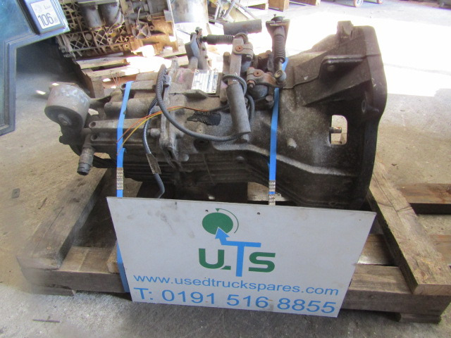 RENAULT MASCOTT 6 SPEED ZF 6S300 GEARBOX - Käigukast - Veoauto: pilt 1 RENAULT MASCOTT 6 SPEED ZF 6S300 GEARBOX - Käigukast - Veoauto: pilt 1
