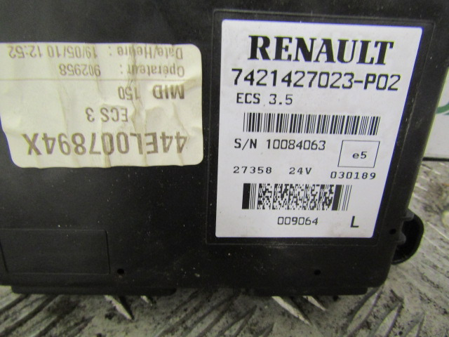 RENAULT MIDLUM DXI ECS CONTROL UNIT P/NO 7421427023-PO2 - Elektrisüsteem - Veoauto: pilt 2 RENAULT MIDLUM DXI ECS CONTROL UNIT P/NO 7421427023-PO2 - Elektrisüsteem - Veoauto: pilt 2