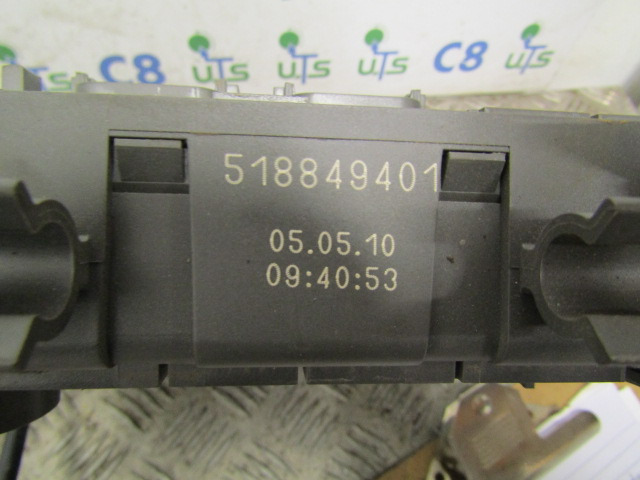 RENAULT MIDLUM DXI FUSEBOARD P/NO 518849401 - Elektrisüsteem - Veoauto: pilt 2 RENAULT MIDLUM DXI FUSEBOARD P/NO 518849401 - Elektrisüsteem - Veoauto: pilt 2