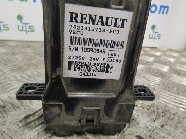 RENAULT MIDLUM DXI VECU MODULE P/NO 7421313712-PO3 - Elektrisüsteem - Veoauto: pilt 2 RENAULT MIDLUM DXI VECU MODULE P/NO 7421313712-PO3 - Elektrisüsteem - Veoauto: pilt 2