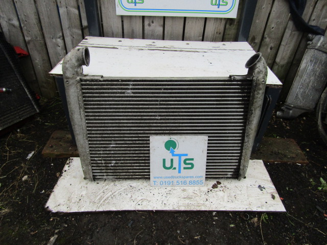 SCANIA 144-380 INTERCOOLER - Radiaator - Veoauto: pilt 1 SCANIA 144-380 INTERCOOLER - Radiaator - Veoauto: pilt 1