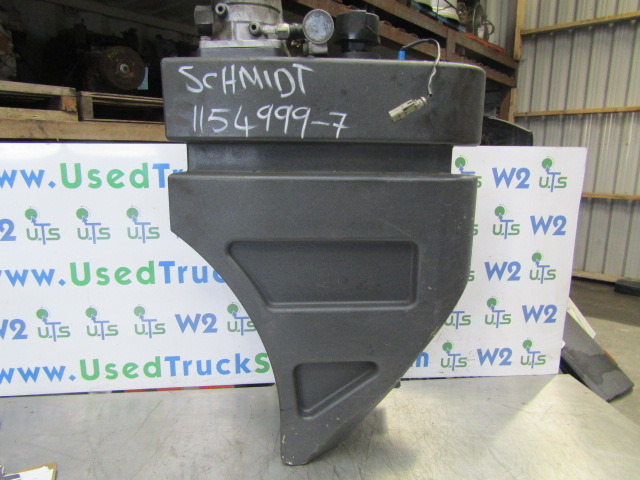 SCHMIDT SWINGO 2015 EURO 6 HYDRAULIC TANK COMPLETE P/NO 1154999-7 - Hüdrauliline paak - Kommunaal-/ Erisõiduk: pilt 1 SCHMIDT SWINGO 2015 EURO 6 HYDRAULIC TANK COMPLETE P/NO 1154999-7 - Hüdrauliline paak - Kommunaal-/ Erisõiduk: pilt 1