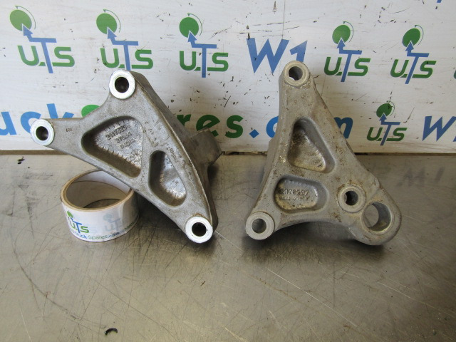 VOLVO FH13 D13C ENGINE MOUNTING P/NO 21176297 /21176296 - Mootor ja varuosad - Veoauto: pilt 1 VOLVO FH13 D13C ENGINE MOUNTING P/NO 21176297 /21176296 - Mootor ja varuosad - Veoauto: pilt 1