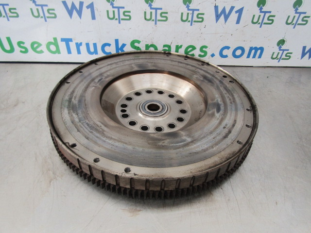 VOLVO FH13A FLYWHEEL - Pöördratas - Veoauto: pilt 1 VOLVO FH13A FLYWHEEL - Pöördratas - Veoauto: pilt 1