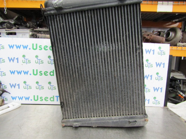 VOLVO FL10 RADIATOR - Radiaator - Veoauto: pilt 1 VOLVO FL10 RADIATOR - Radiaator - Veoauto: pilt 1