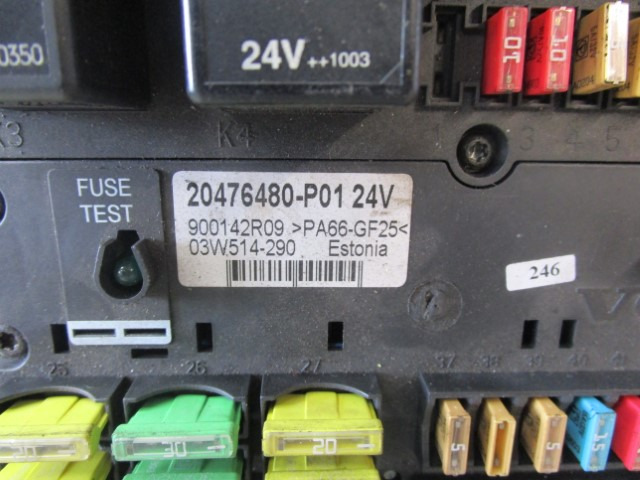 VOLVO FM12 FUSEBOARD 20476480-P01 - Elektrisüsteem - Veoauto: pilt 2 VOLVO FM12 FUSEBOARD 20476480-P01 - Elektrisüsteem - Veoauto: pilt 2