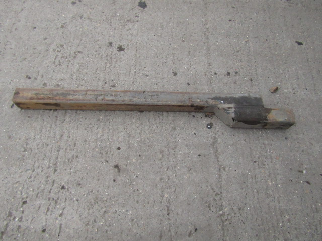 TRAILER POSTS 120CM LENGTH 80MM SOCKET (16) - Varuosa - Haagis: pilt 1 TRAILER POSTS 120CM LENGTH 80MM SOCKET (16) - Varuosa - Haagis: pilt 1