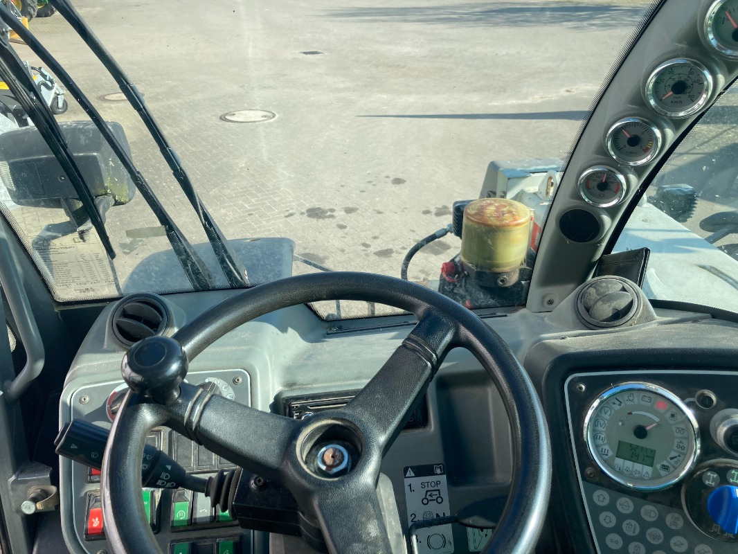 CLAAS SCORPION 7050 - Laadur: pilt 2 CLAAS SCORPION 7050 - Laadur: pilt 2