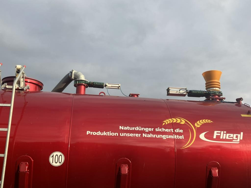 Fliegl STF 27500 TRUCK-LINE - Väetamisseadmed: pilt 3 Fliegl STF 27500 TRUCK-LINE - Väetamisseadmed: pilt 3