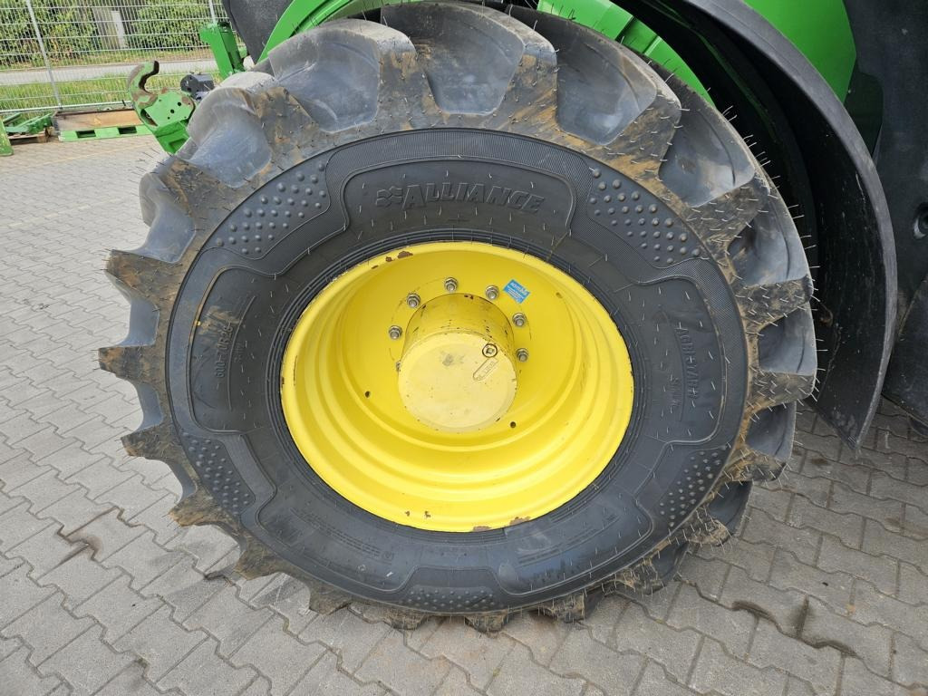 Traktor John Deere 6195R: pilt 11