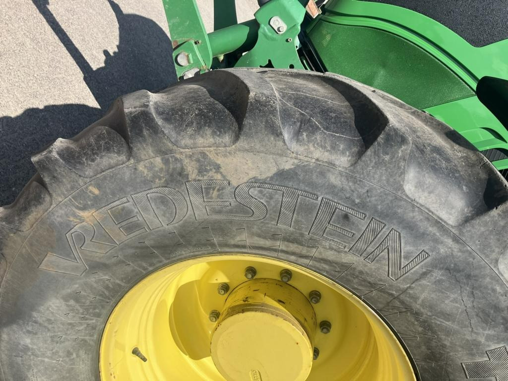 John Deere 6210R - Traktor: pilt 3 John Deere 6210R - Traktor: pilt 3