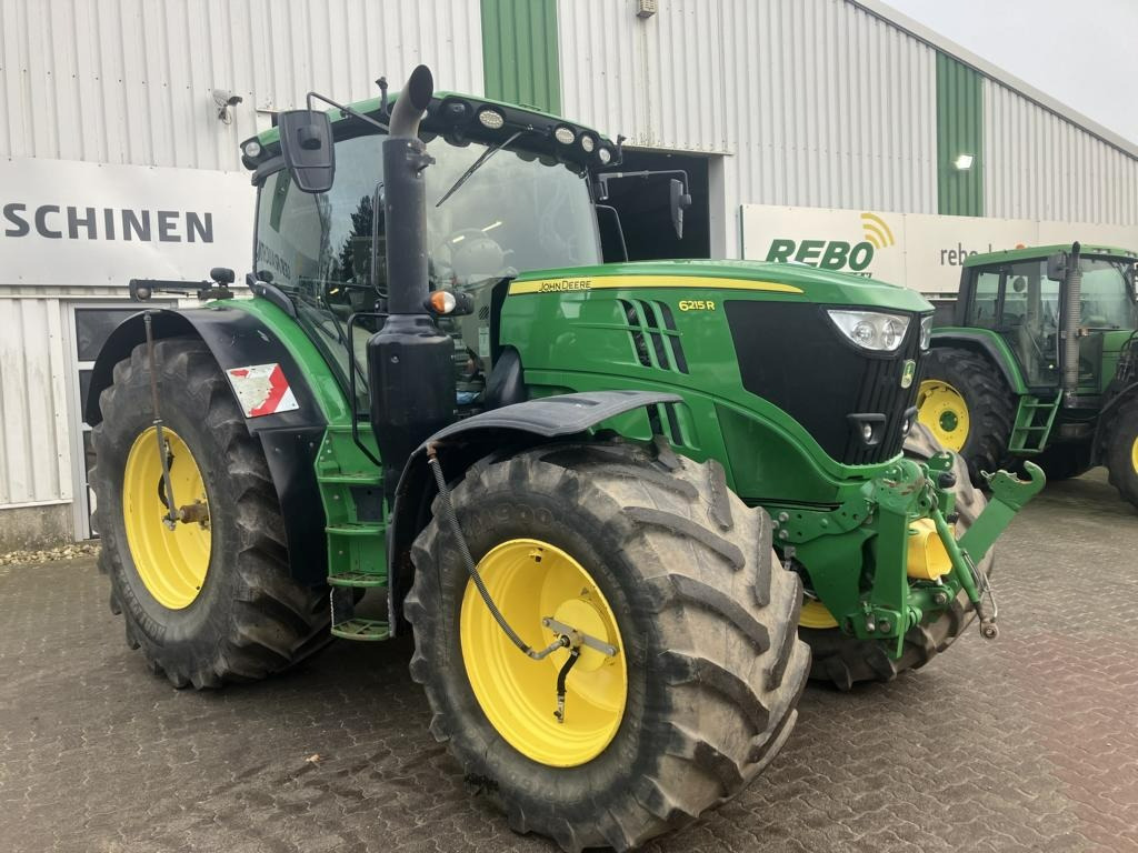 John Deere 6215R - Traktor: pilt 1 John Deere 6215R - Traktor: pilt 1