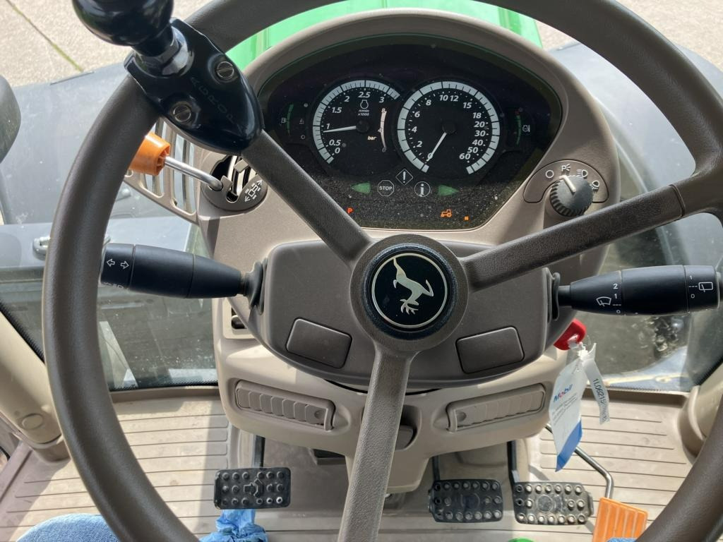 John Deere 6215R - Traktor: pilt 3 John Deere 6215R - Traktor: pilt 3