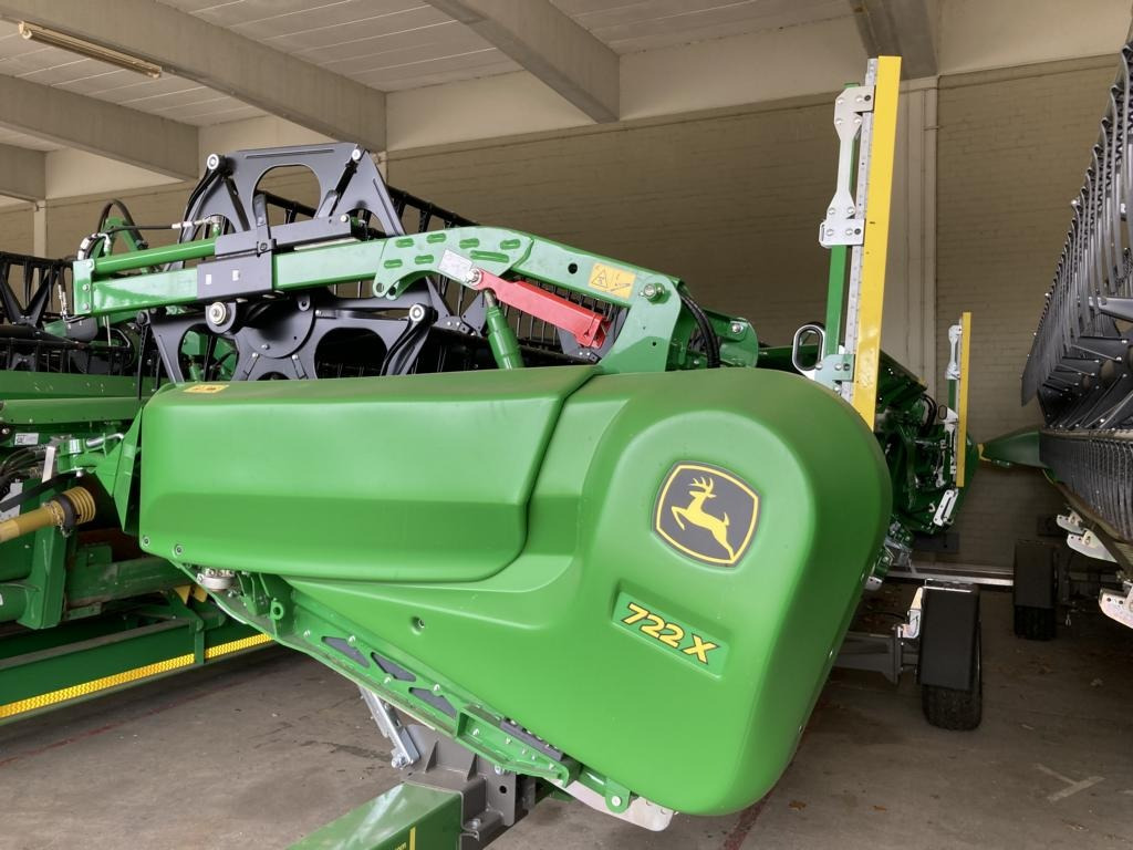 John Deere 722X - Kombain: pilt 1 John Deere 722X - Kombain: pilt 1