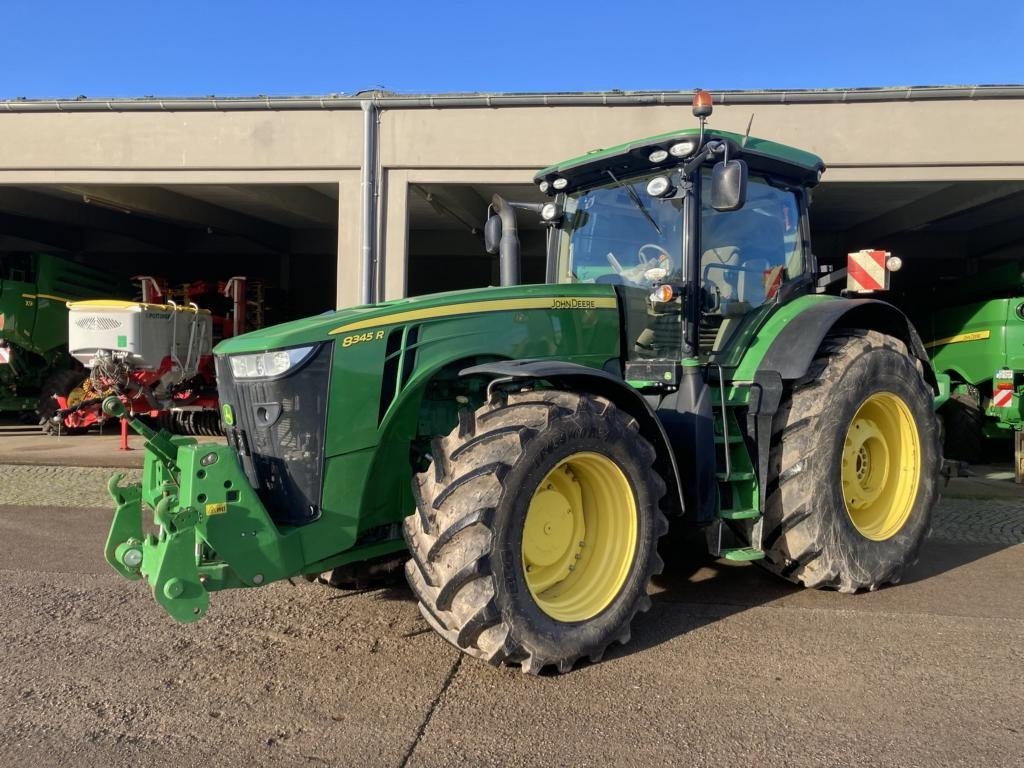 John Deere 8345R - Traktor: pilt 1 John Deere 8345R - Traktor: pilt 1