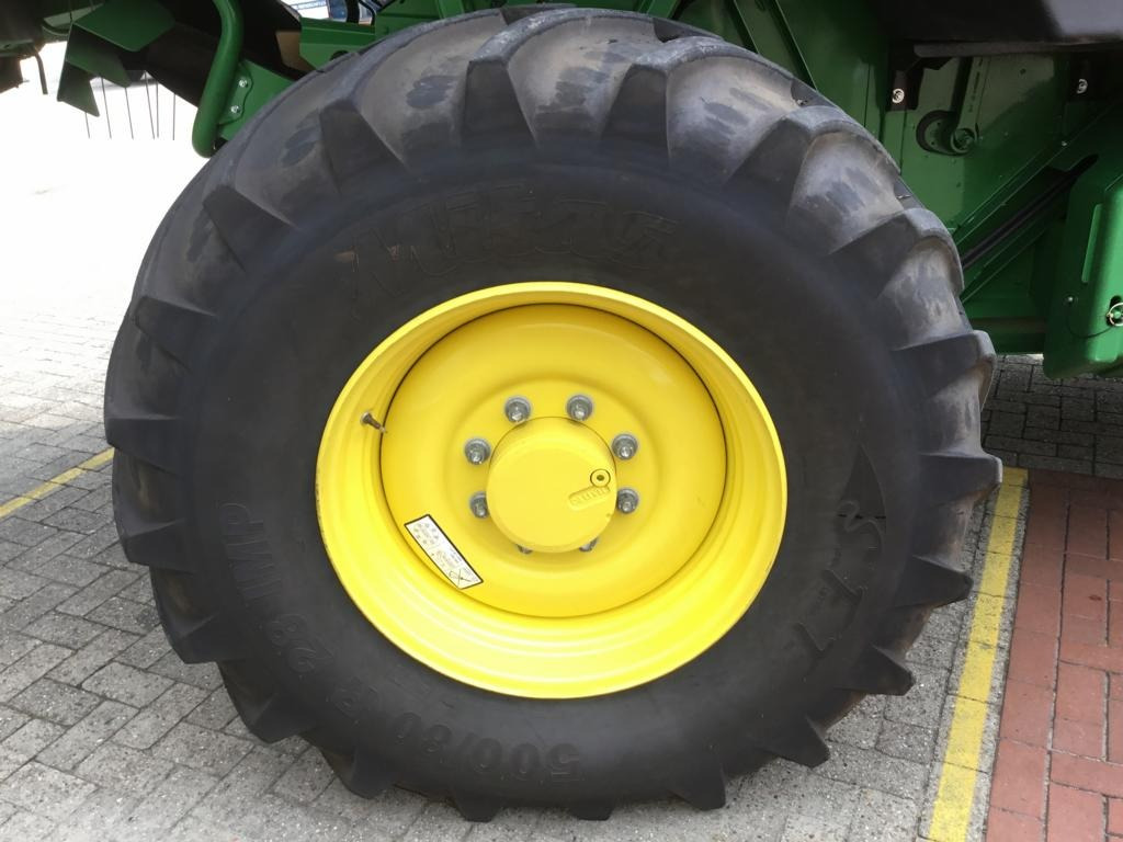 John Deere MÄHDRESCHER T670 LL - Kombain: pilt 3 John Deere MÄHDRESCHER T670 LL - Kombain: pilt 3