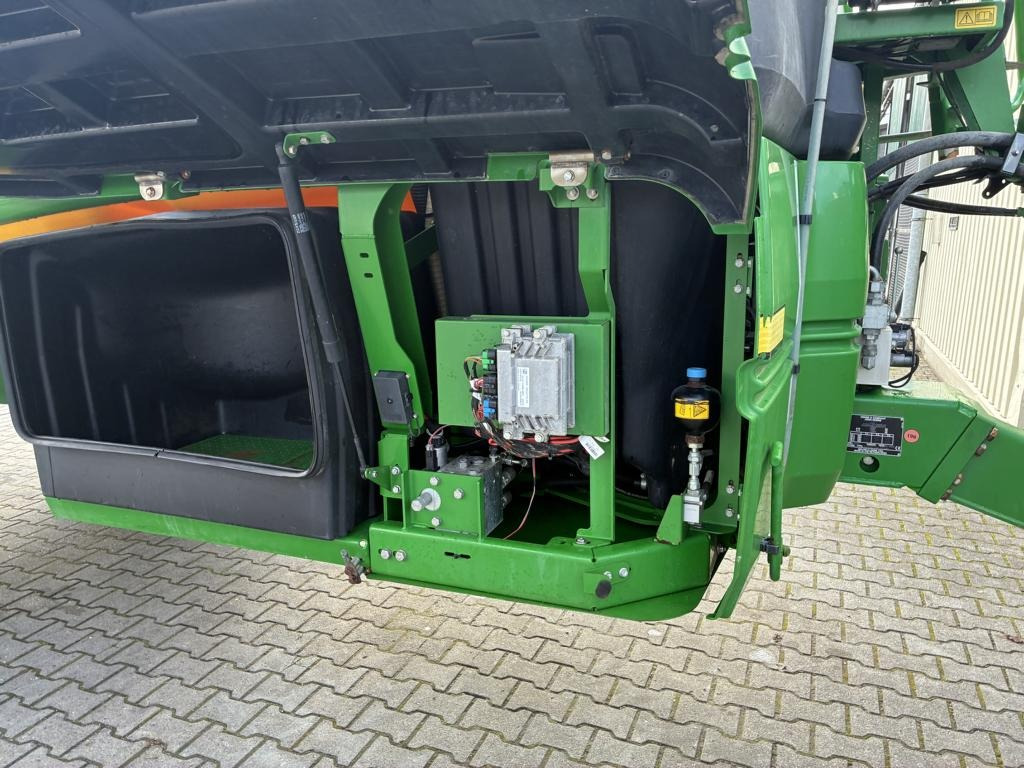 John Deere R944I POWRSPRAY - Pritsija: pilt 4 John Deere R944I POWRSPRAY - Pritsija: pilt 4