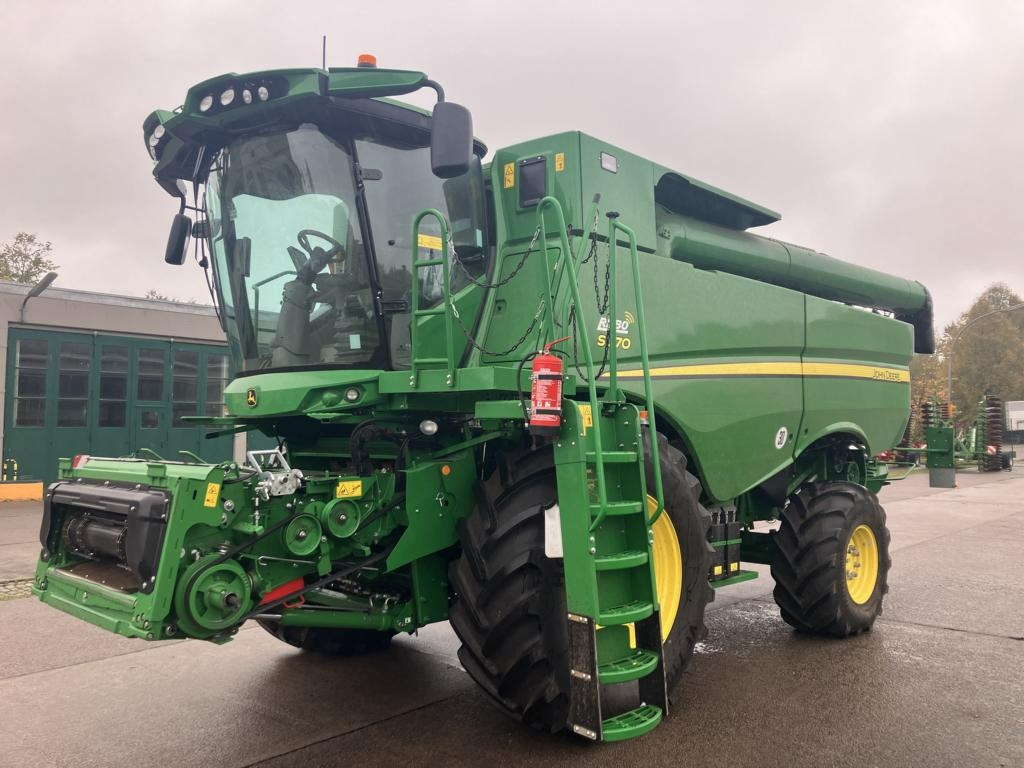John Deere S770-MÄHDRESCHER MY2023 - Kombain: pilt 1 John Deere S770-MÄHDRESCHER MY2023 - Kombain: pilt 1