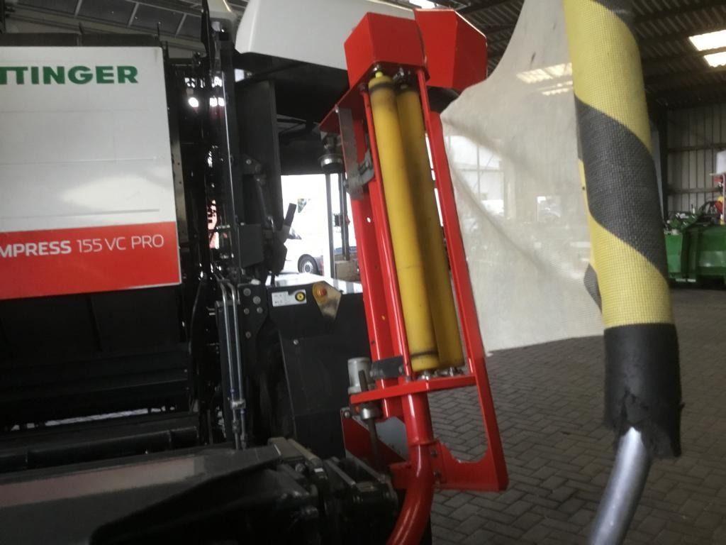Pöttinger IMPRESS 155 VC PRO - Kaarutusseadmed: pilt 4 Pöttinger IMPRESS 155 VC PRO - Kaarutusseadmed: pilt 4
