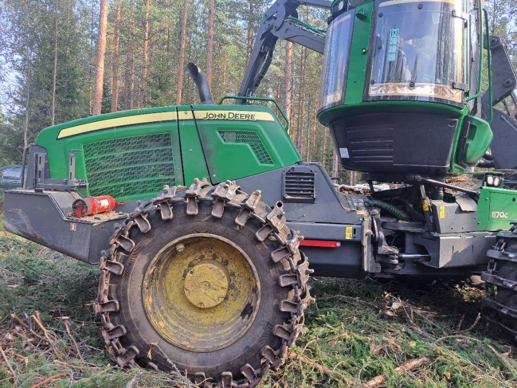 John Deere 1170G - Metsakoristaja: pilt 2 John Deere 1170G - Metsakoristaja: pilt 2