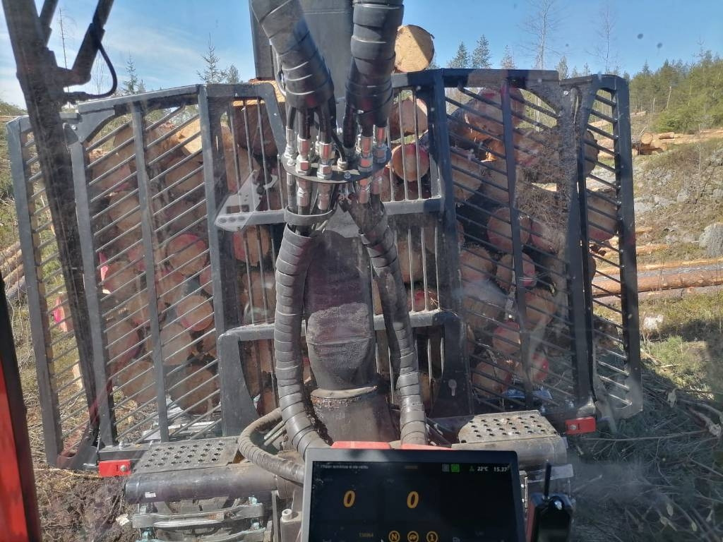 Komatsu 845 - Forwarder: pilt 3 Komatsu 845 - Forwarder: pilt 3