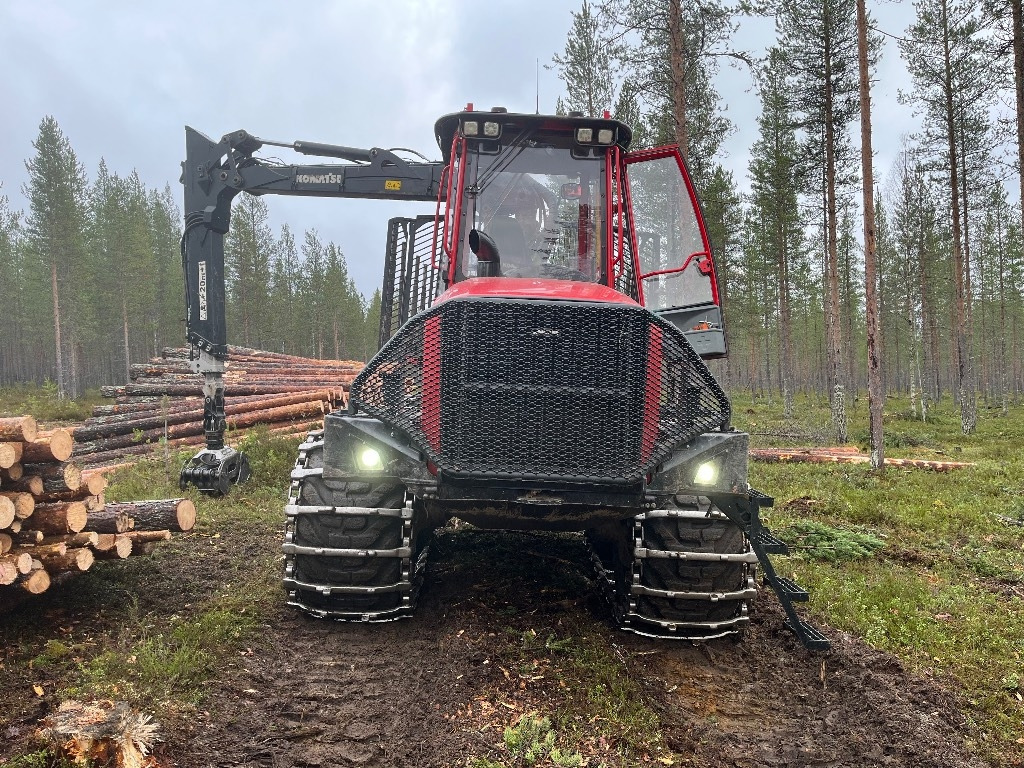 Komatsu 875 - Forwarder: pilt 1 Komatsu 875 - Forwarder: pilt 1