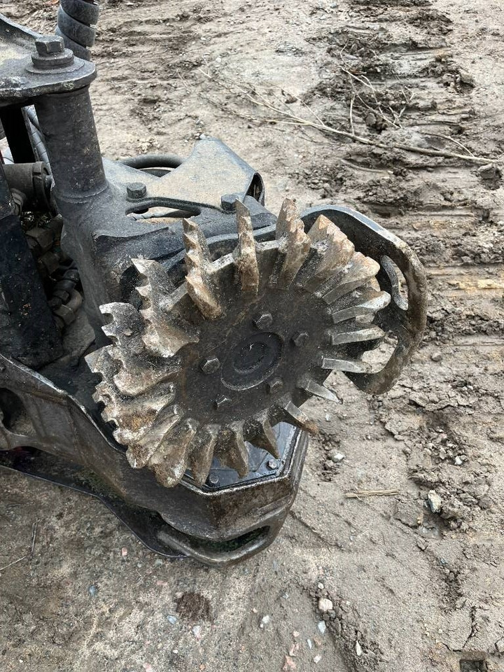 Komatsu 901XC - Metsakoristaja: pilt 4 Komatsu 901XC - Metsakoristaja: pilt 4