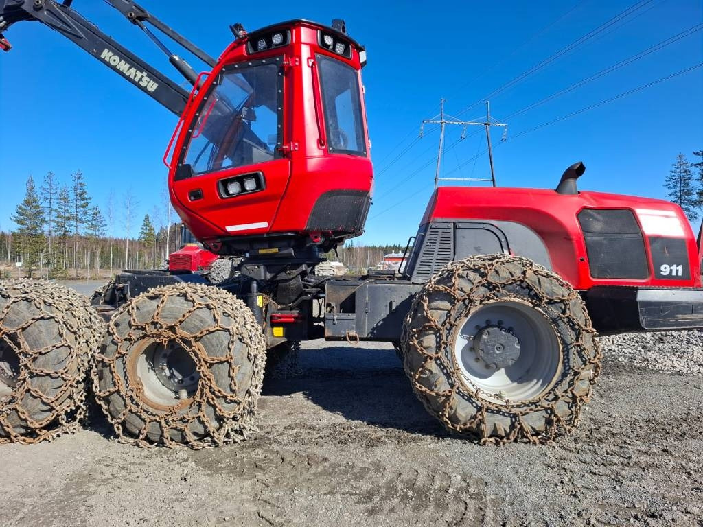 Komatsu 911.6 - Metsakoristaja: pilt 1 Komatsu 911.6 - Metsakoristaja: pilt 1
