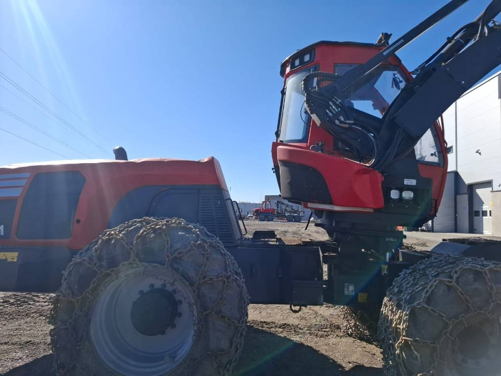 Komatsu 911.6 - Metsakoristaja: pilt 2 Komatsu 911.6 - Metsakoristaja: pilt 2
