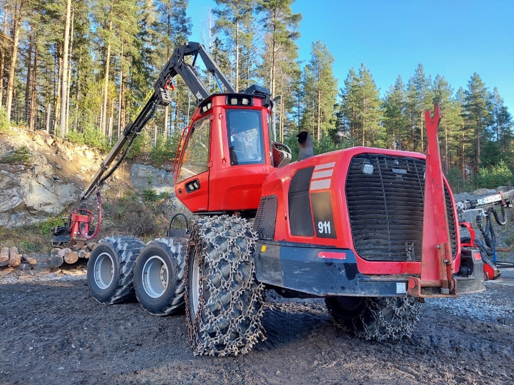 Komatsu 911 - Metsakoristaja: pilt 5 Komatsu 911 - Metsakoristaja: pilt 5