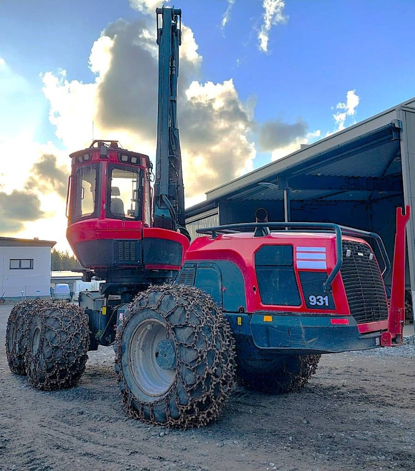 Komatsu 931 - Metsakoristaja: pilt 2 Komatsu 931 - Metsakoristaja: pilt 2